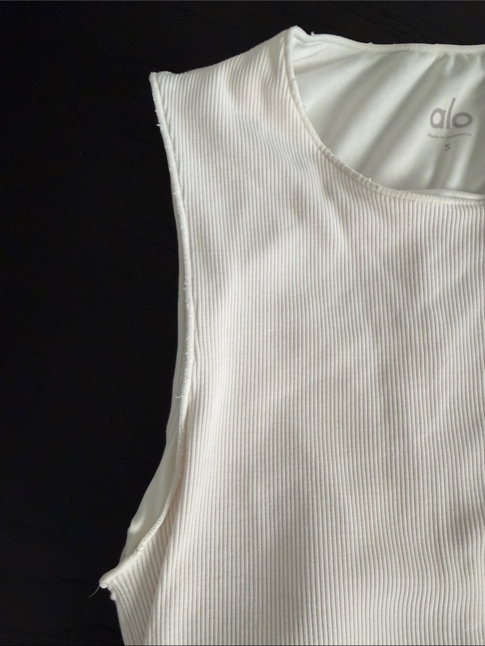 Alo en pointe ribbed tank - Picture 6 of 6